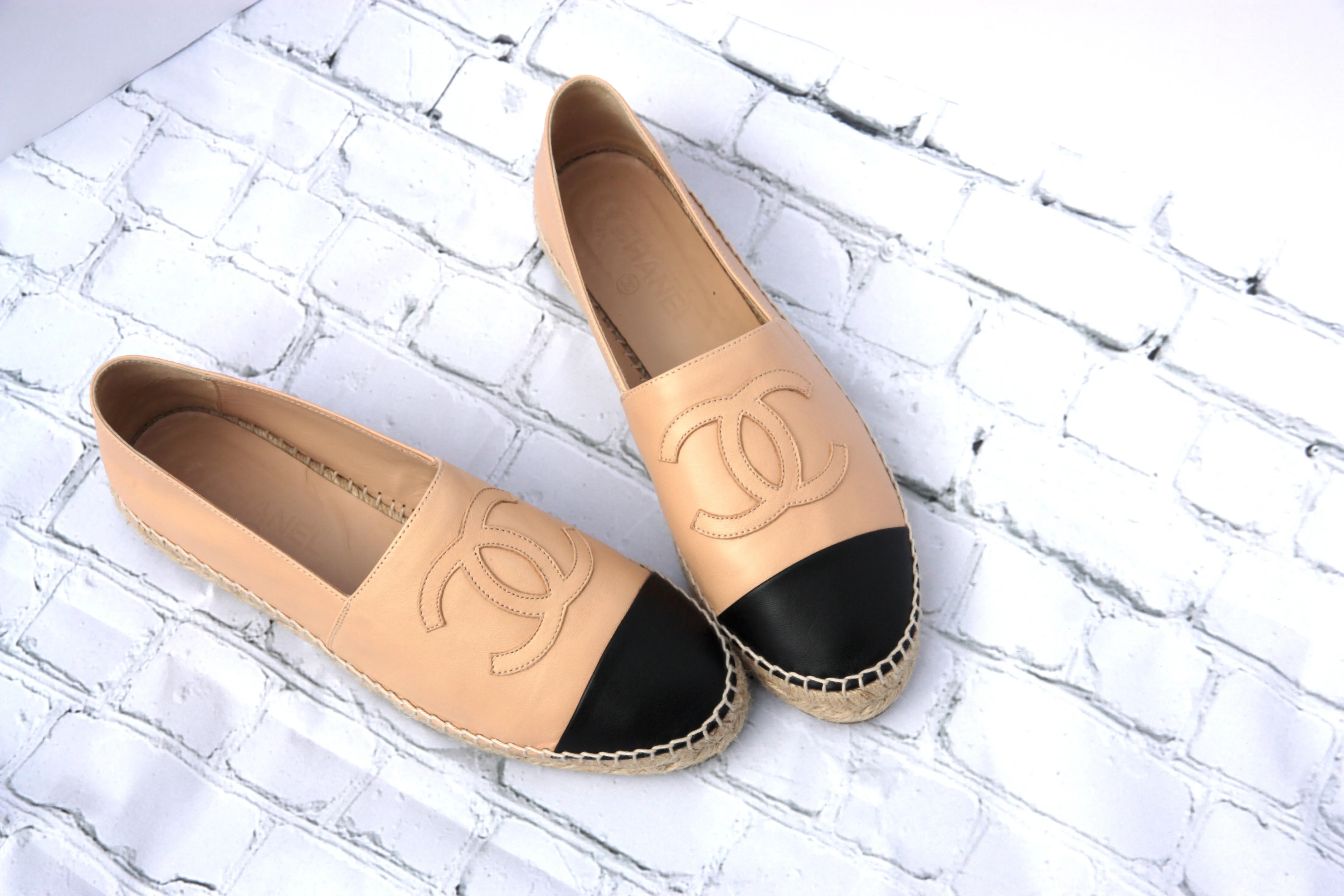Chanel Beige Black Lambskin Round Toe Espadrilles 41