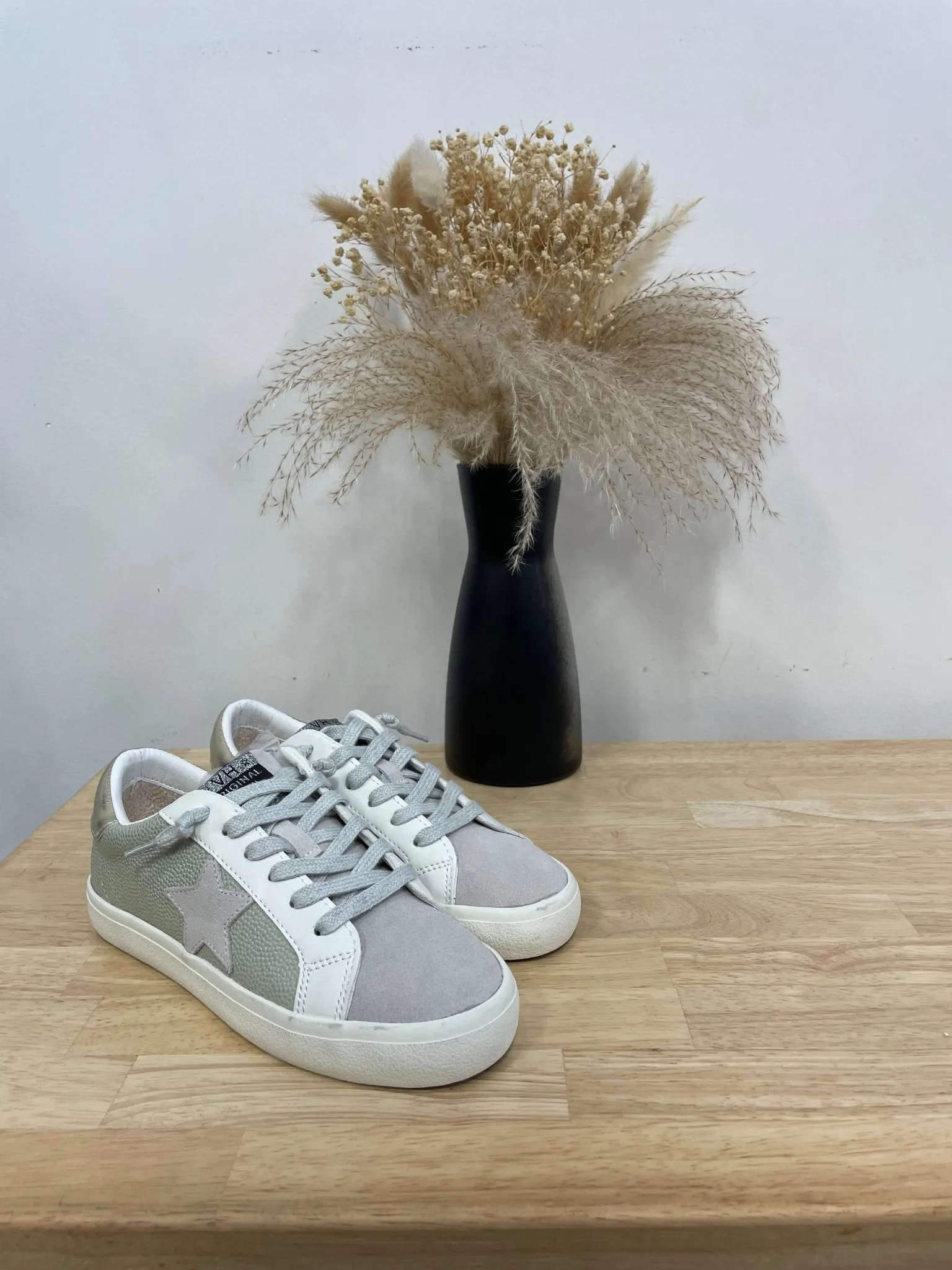 Flair Sneaker By Vintage Havana
