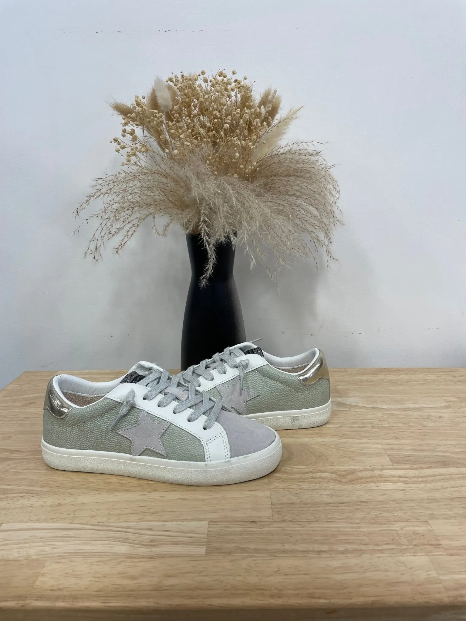Flair Sneaker By Vintage Havana