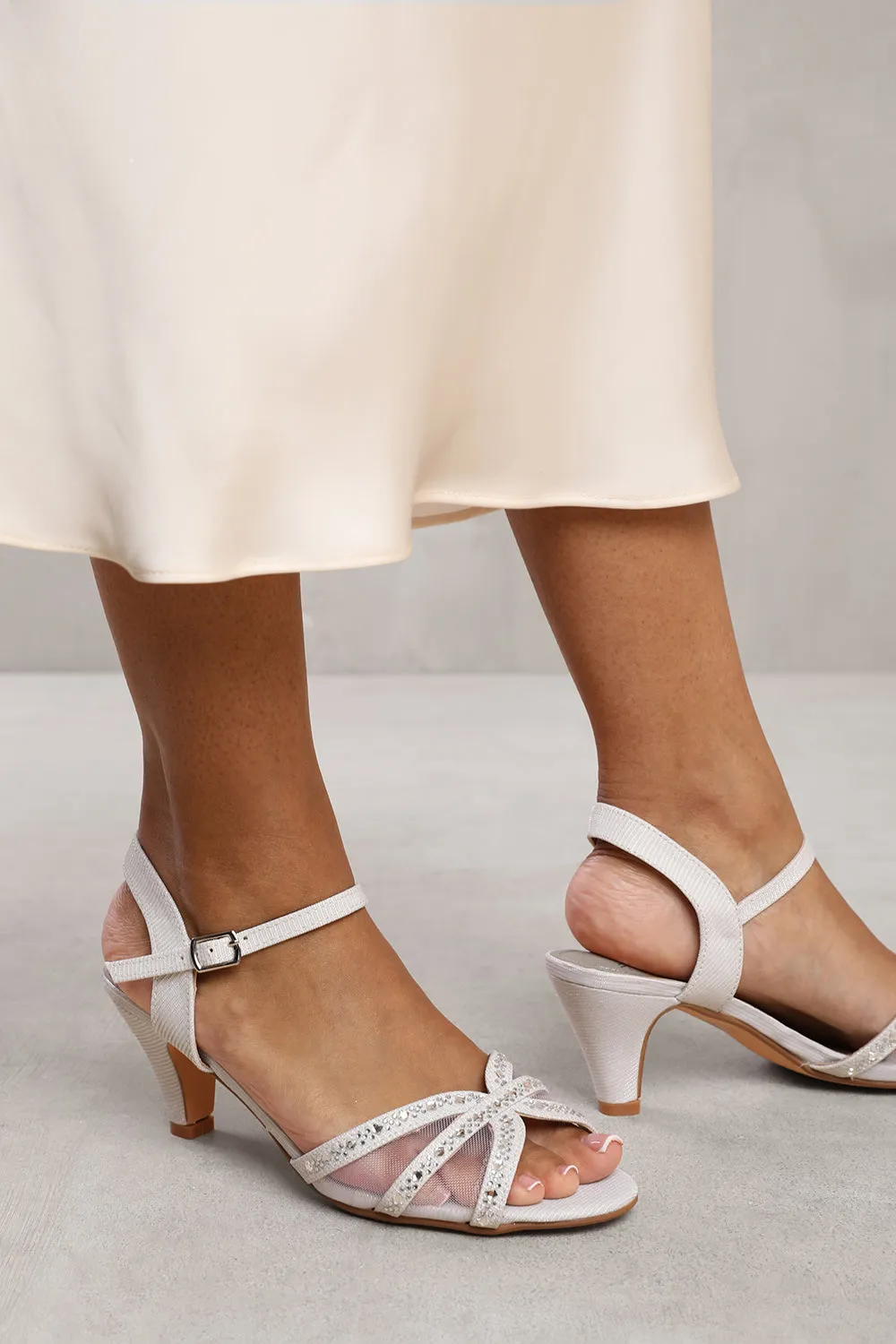 JILLIAN DIAMANTE MESH STRAPPY HEEL IN WHITE GLITTER