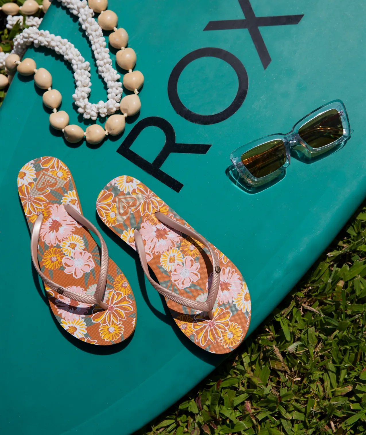 Roxy Bermuda Print Sandal-Citrus/Gold